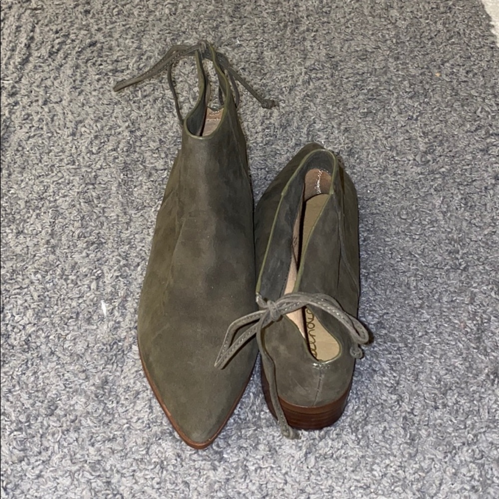 Splendid Army-Green Suede Ankle Booties w/ Tie